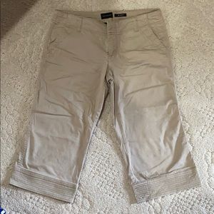 The Limited Drew Fit Khaki Capris